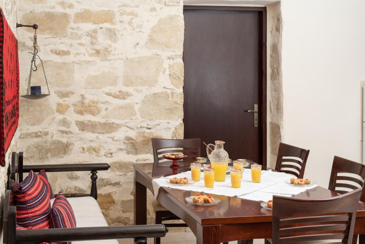 Zeus Traditional House Mitropolis  外观 照片