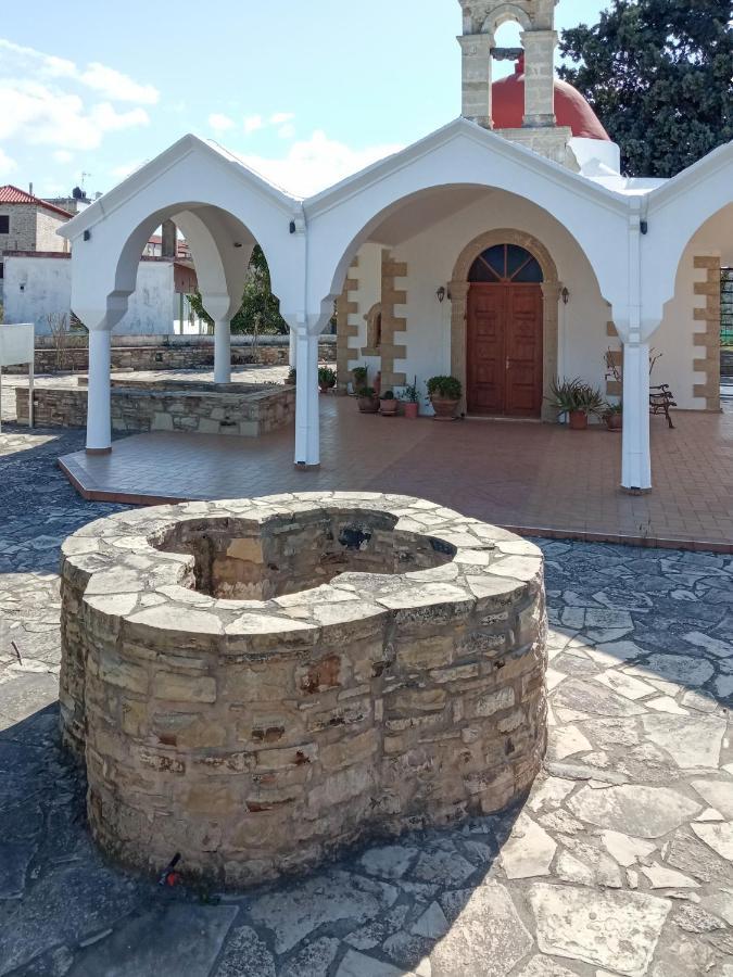 Zeus Traditional House Mitropolis  外观 照片